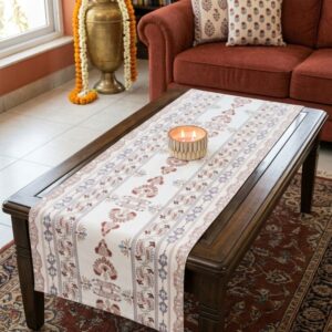 Traditional Paisley Center Table Runner