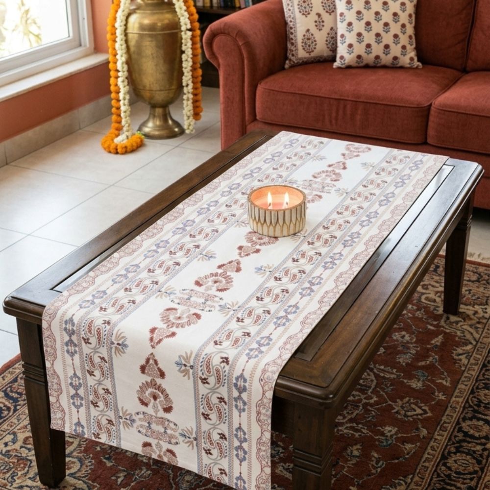 Traditional Paisley Center Table Runner